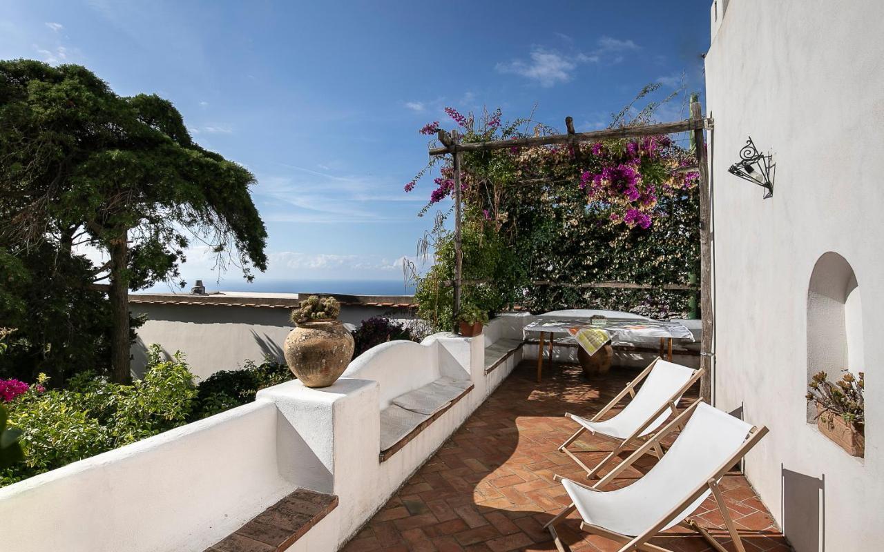Il Geranio Bed & Breakfast อนากาปรี ภายนอก รูปภาพ